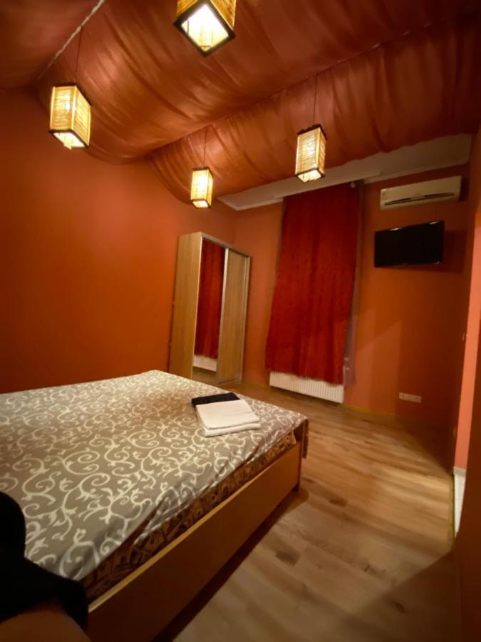 31 Котлярська Appartement Lviv Buitenkant foto